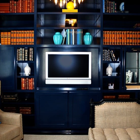 Lacquered media room interior design