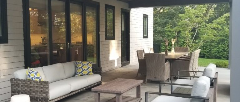 Neutral-toned patio design in Hamptons, NY